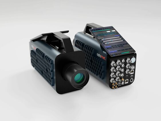 SMART Single+ device shown from the front and rear; optical unit at the front, display and connectors at the back.